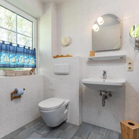 Haus Seeschwalbe 5 Appartement *