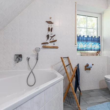 Haus Seeschwalbe 5 *